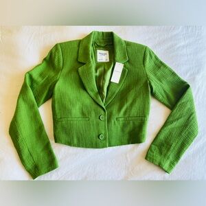 Abercrombie & Fitch, Green Women's Cropped Blazer, NWT! 💚